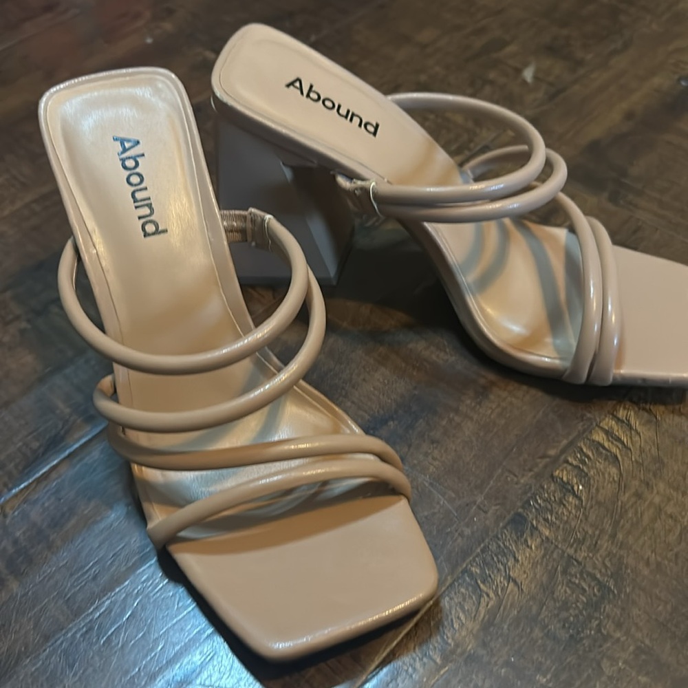 Abound Platform Summer Heels Size 6M (Nordstrom’s Pallet Pulls) - Picture 4 of 4